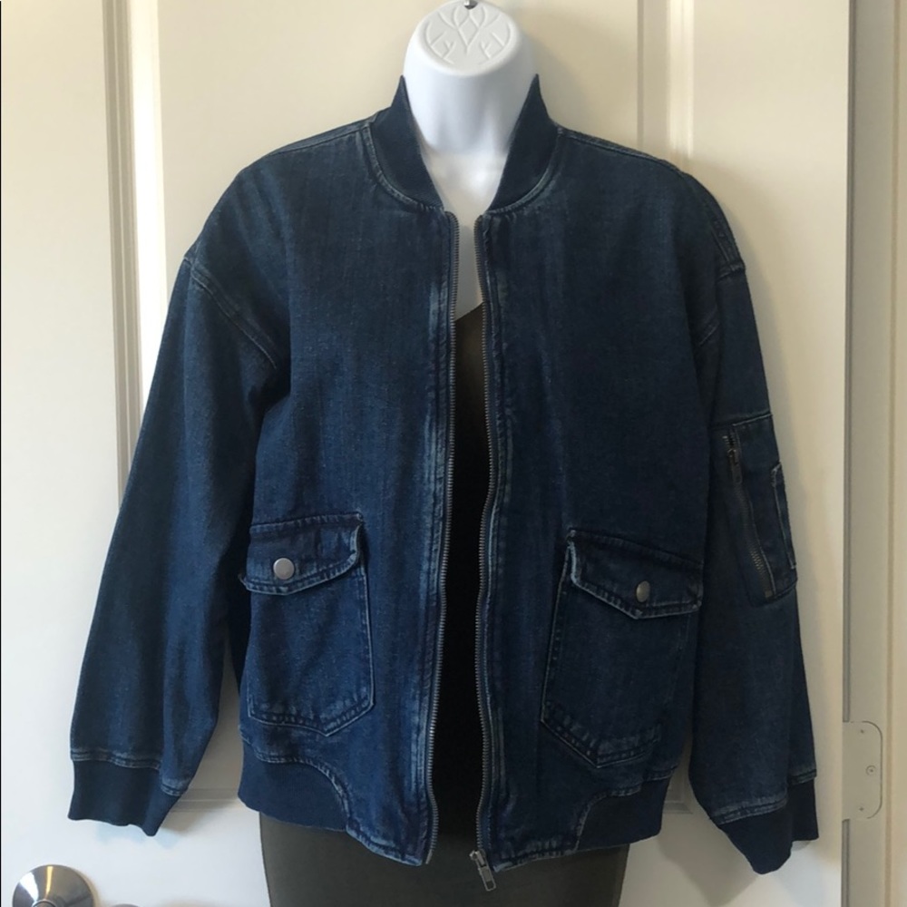 Bomber Denim Jacket - Dark blue wash. Relax, oversized fit. Y2K, evening wear.